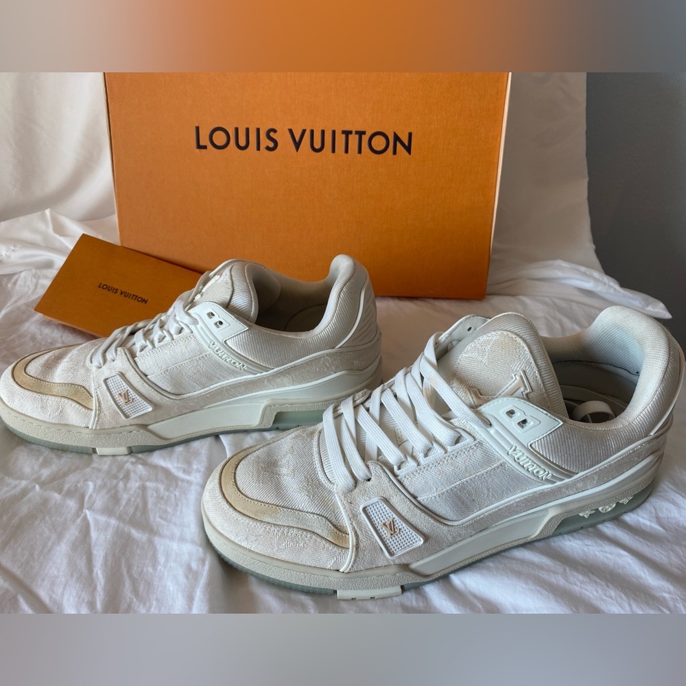 LV Trainer Beige